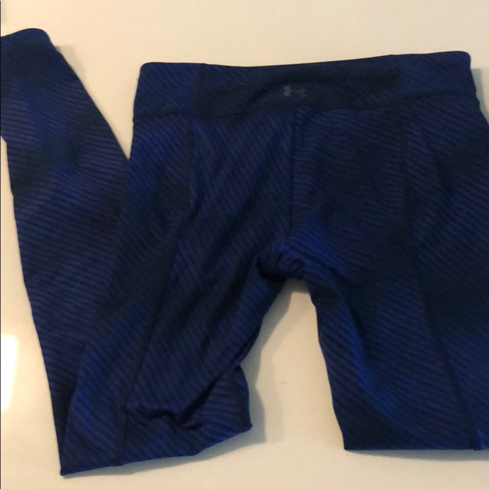 Women’s long under armour black and blue leggings